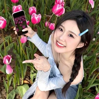 战地女护士海报